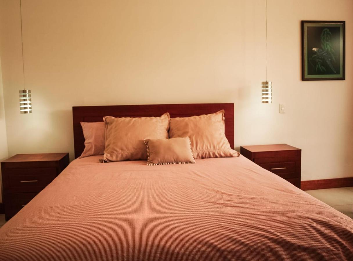 Bamboo Village Place Tumbaco المظهر الخارجي الصورة